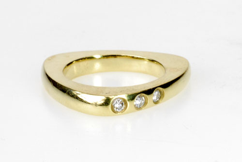 Contemporary Styled 18k Yellow Gold Ring w/ Diamonds